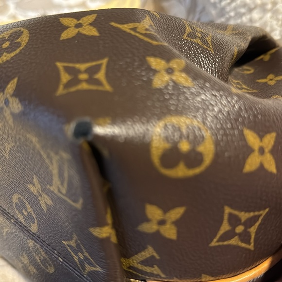 Louis Vuitton bag - Picture 3 of 9